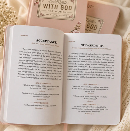 One Minute with God I 365 Devotions For Women